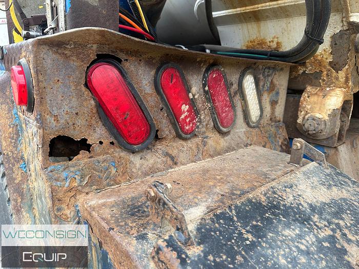 Used 2012 Kenworth T800 DOT Vacuum