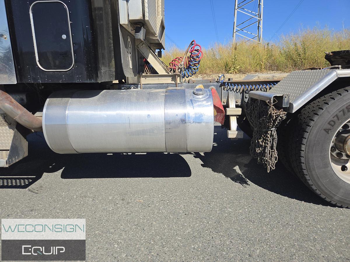 Used 2007 Kenworth T800 TA Lowbed Truck/ Tractor