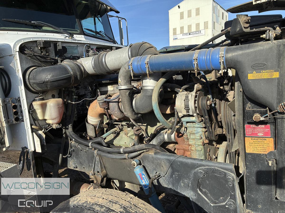 Used 2000 Peterbilt 389