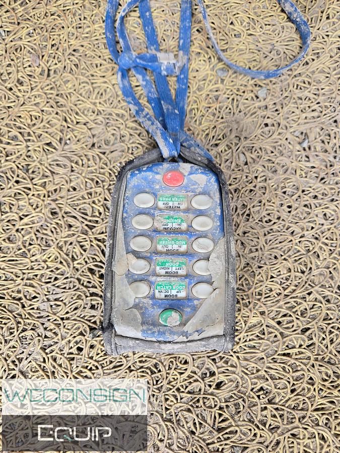 Used 2015 Peterbilt Tri-Axle Hydrovac