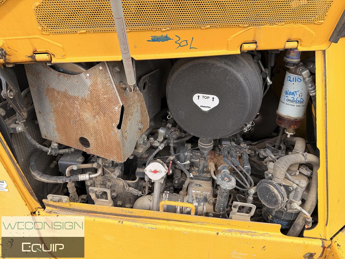 Used 2014 Komatsu D65i Dozer
