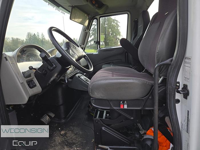 Used 2016 International 7400SBA Sander/ Dump Truck