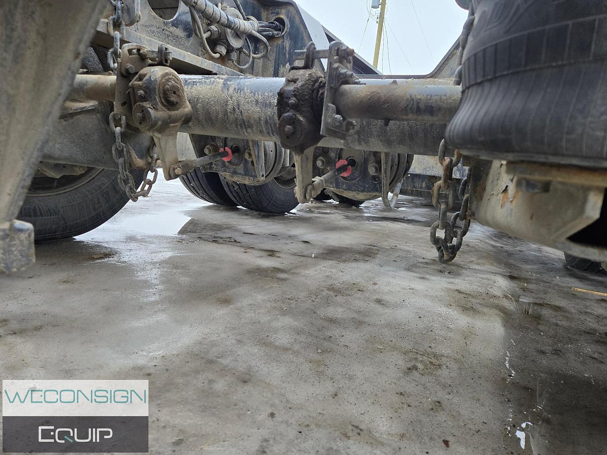 Used 2014 Pacesetter 55T 9 Axle Lowbed/Lowboy Trailer Combination