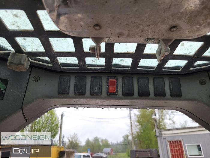 Used 2004 Bobcat S300 Skid-Steer