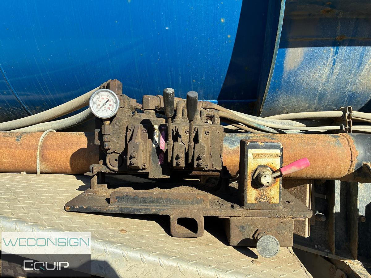 Used 2007 Peterbilt 378 Semi Vacuum Truck and Trailer