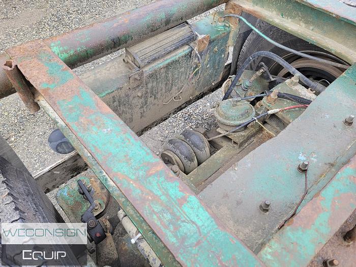 Used 1979 Knight KB712 Fishmouth