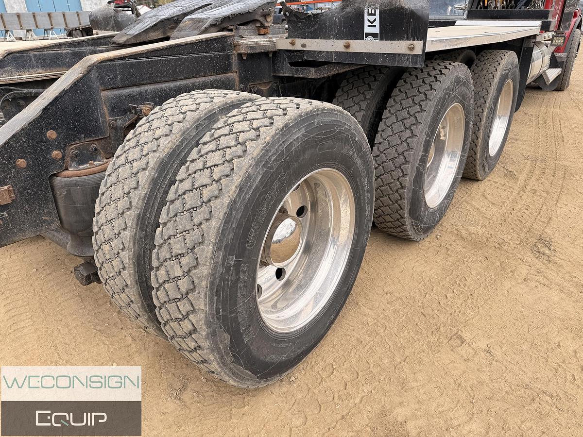 Used 2009 Kenworth T800 Winch Truck