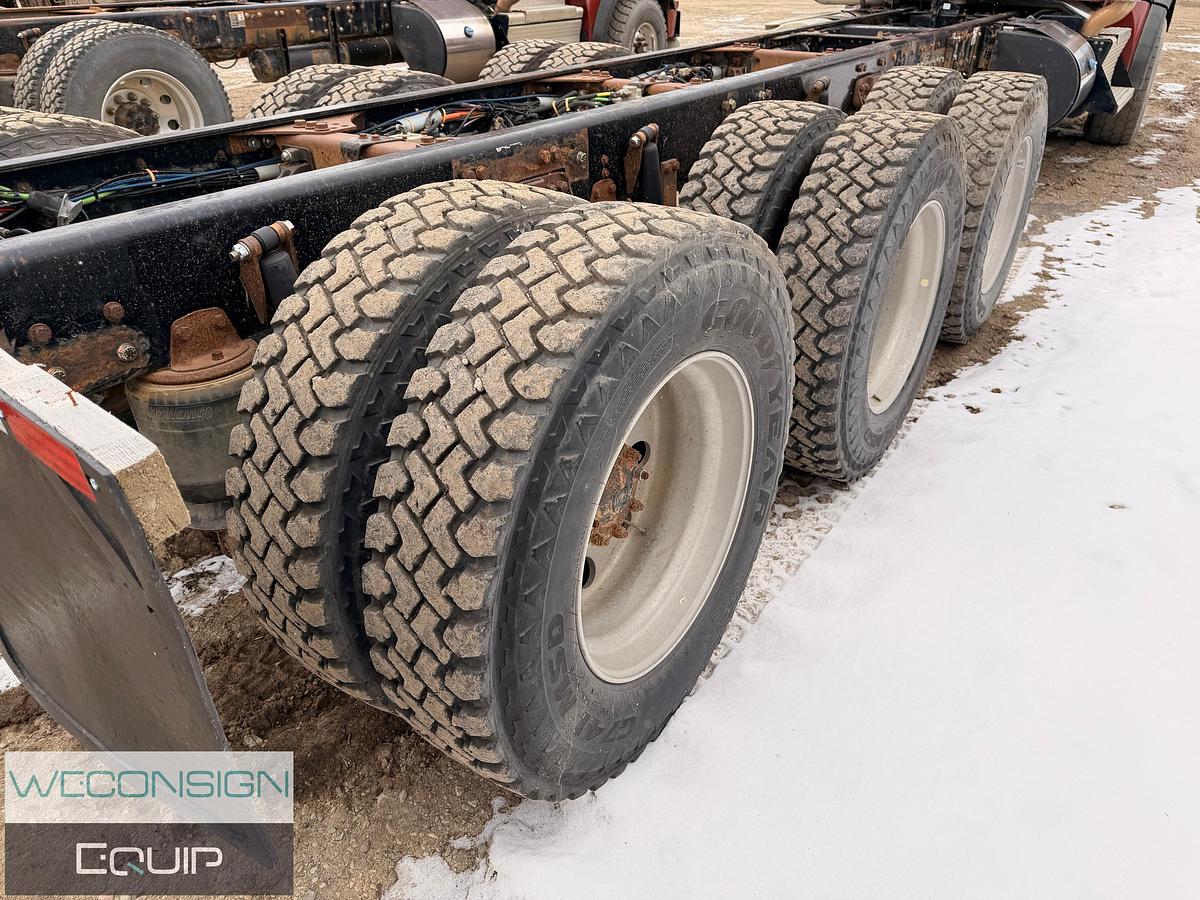 Used 2017 Kenworth T880