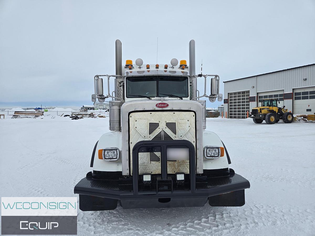 Used 2018 Peterbilt 367 Winch Truck