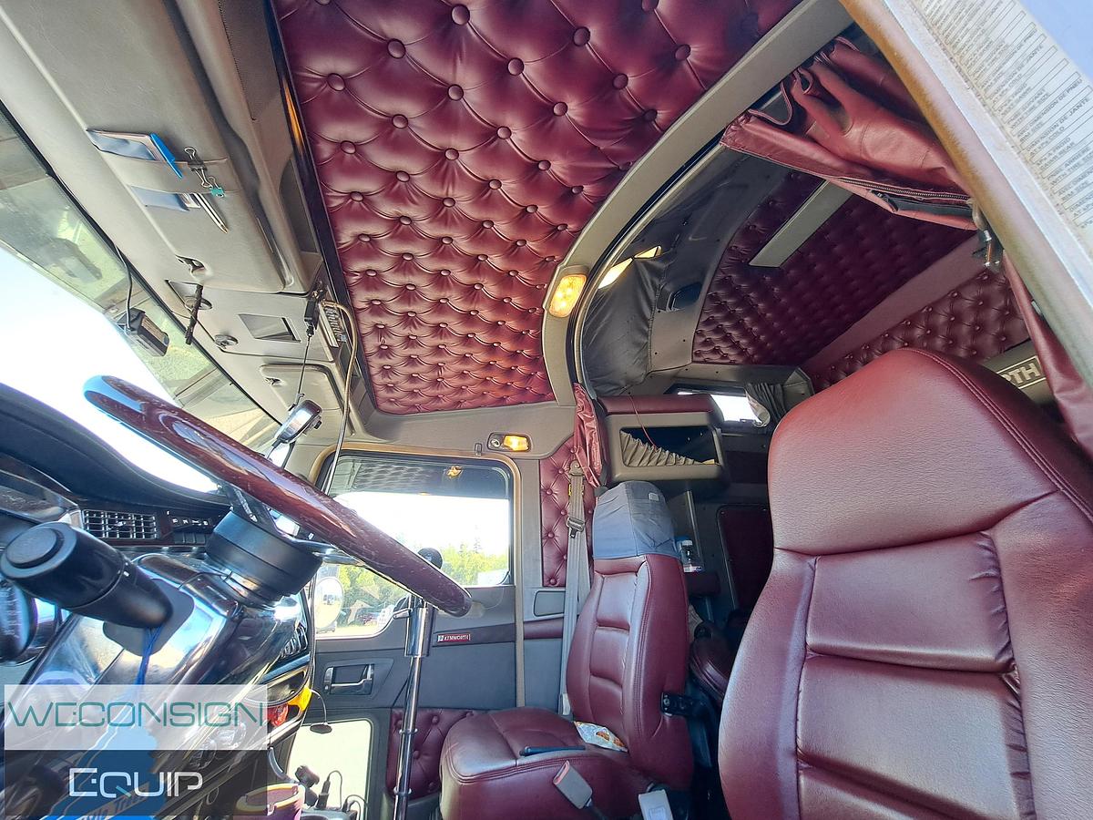 Used 2021 Kenworth W900B