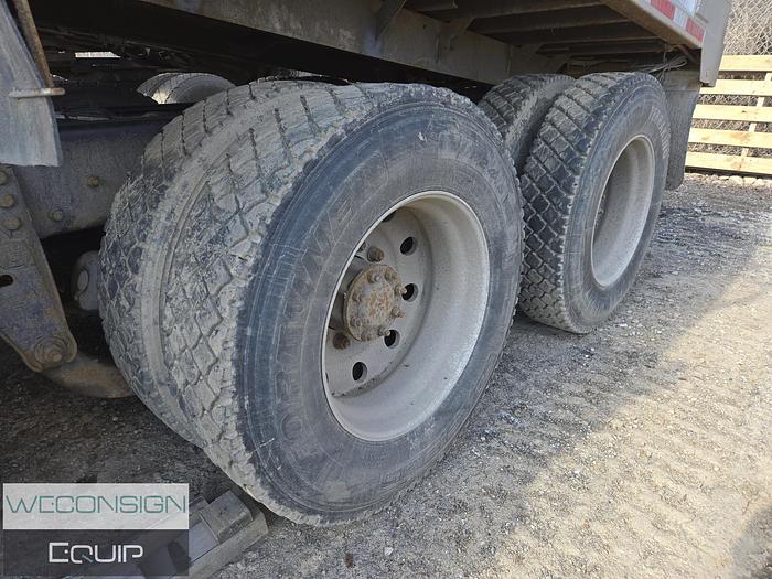 Used 2006 Kenworth TA Dump Truck