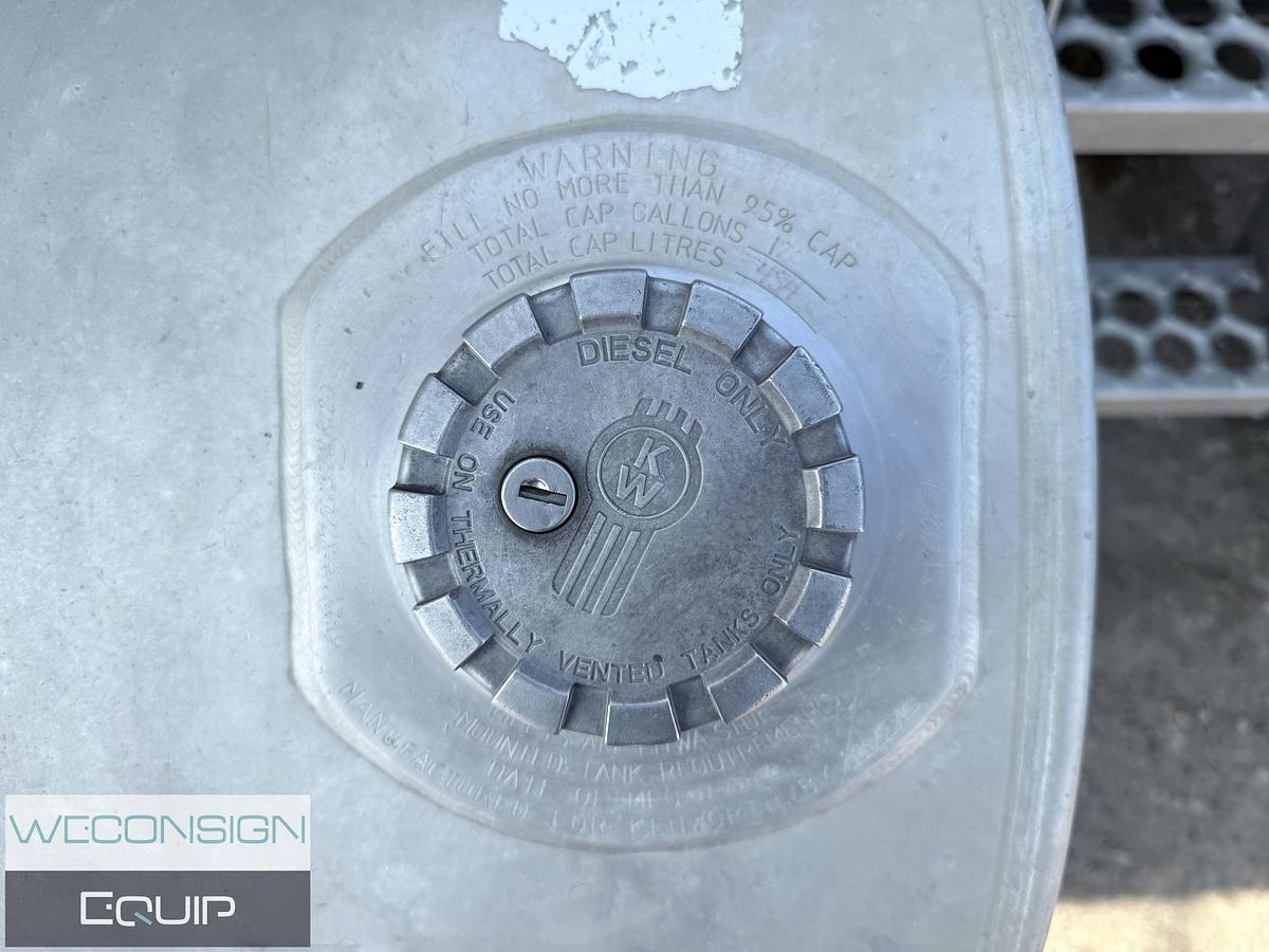 Used 2007 Kenworth T800 Wet Kit Tractor