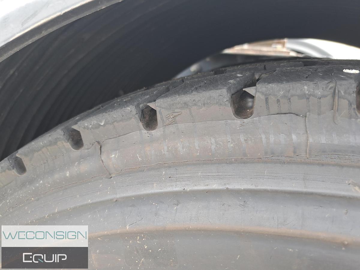 Used 2020 Kenworth T880 With PTO