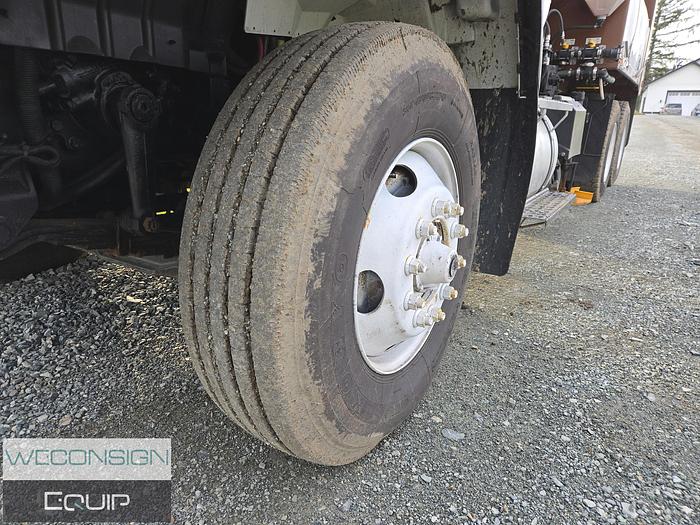 Used 2016 International 7400SBA Sander/ Dump Truck