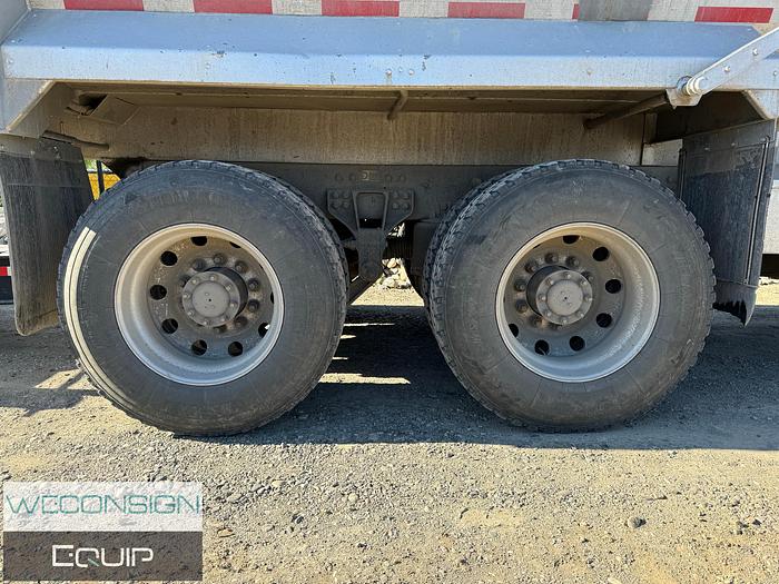Used 2017 Kenworth T880 Dump/Gravel
