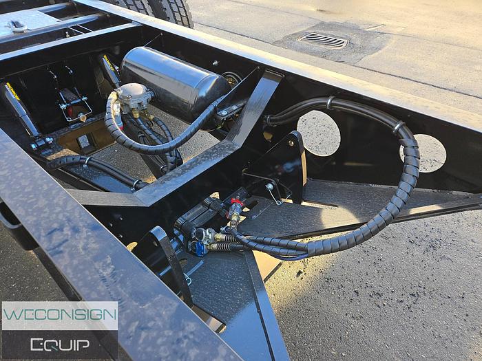 2025 Pacesetter Single Axle 3.78M Fish Mouth Booster