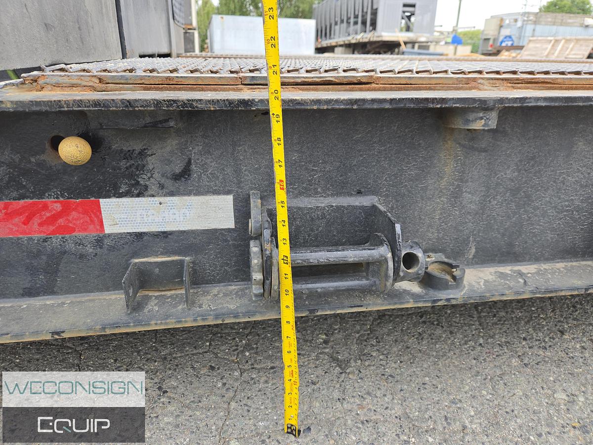 Used 2011 XL Tri-Axle RGN Lowbed