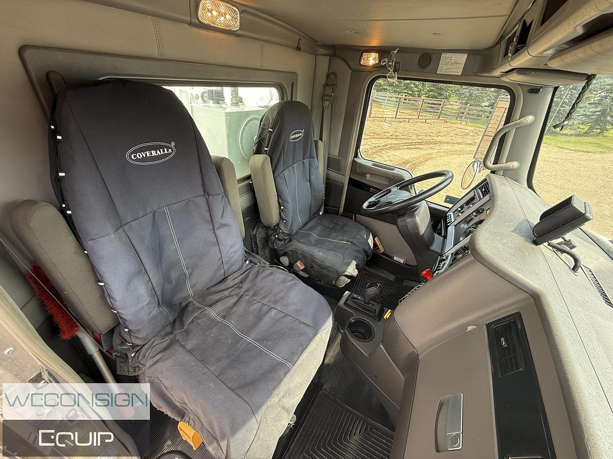 Used 2019 Kenworth T800 Air Vac