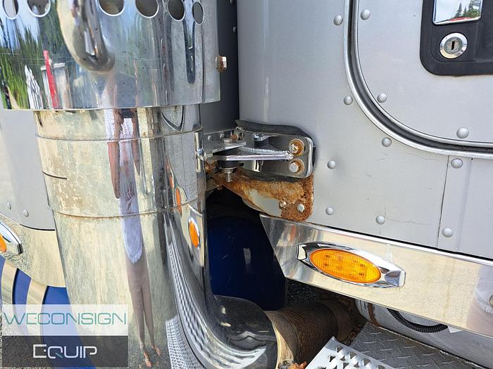 Used 2006 Peterbilt 379 Heavy Haul Truck Tractor