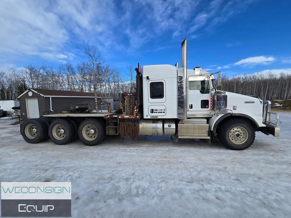 Used 2013 Kenworth T800 Winch Truck
