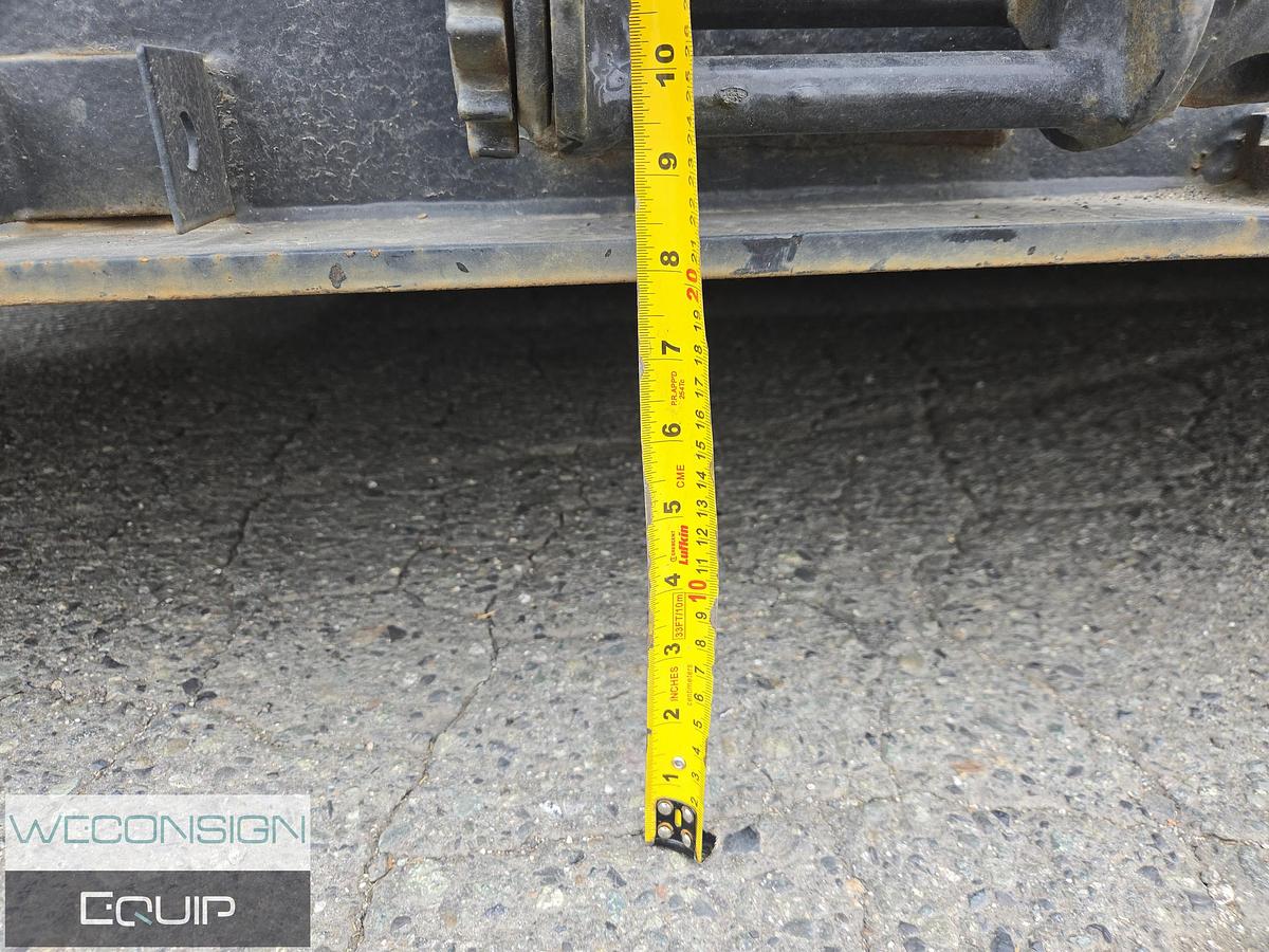 Used 2011 XL Tri-Axle RGN Lowbed