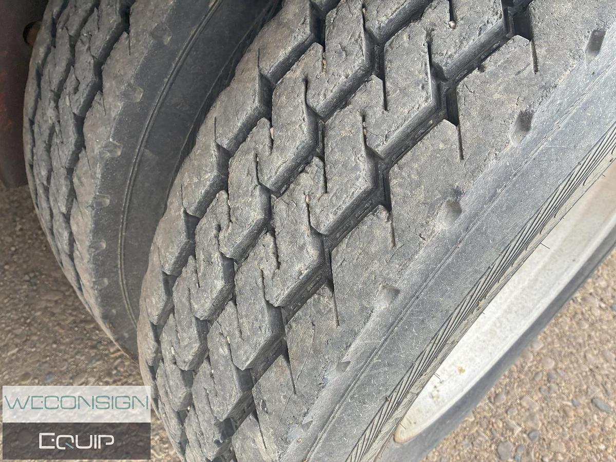 Used 2010 Kenworth SMV01