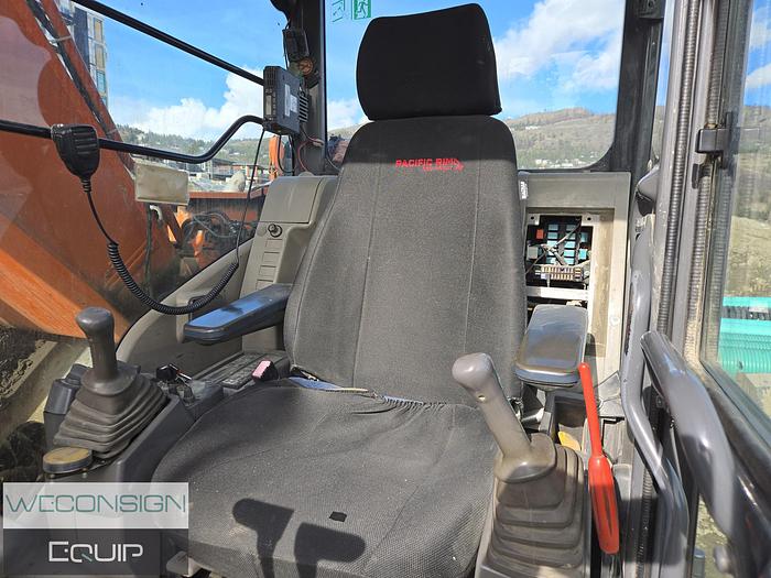 Used 2011 Hitachi ZX225USR-3 Excavator