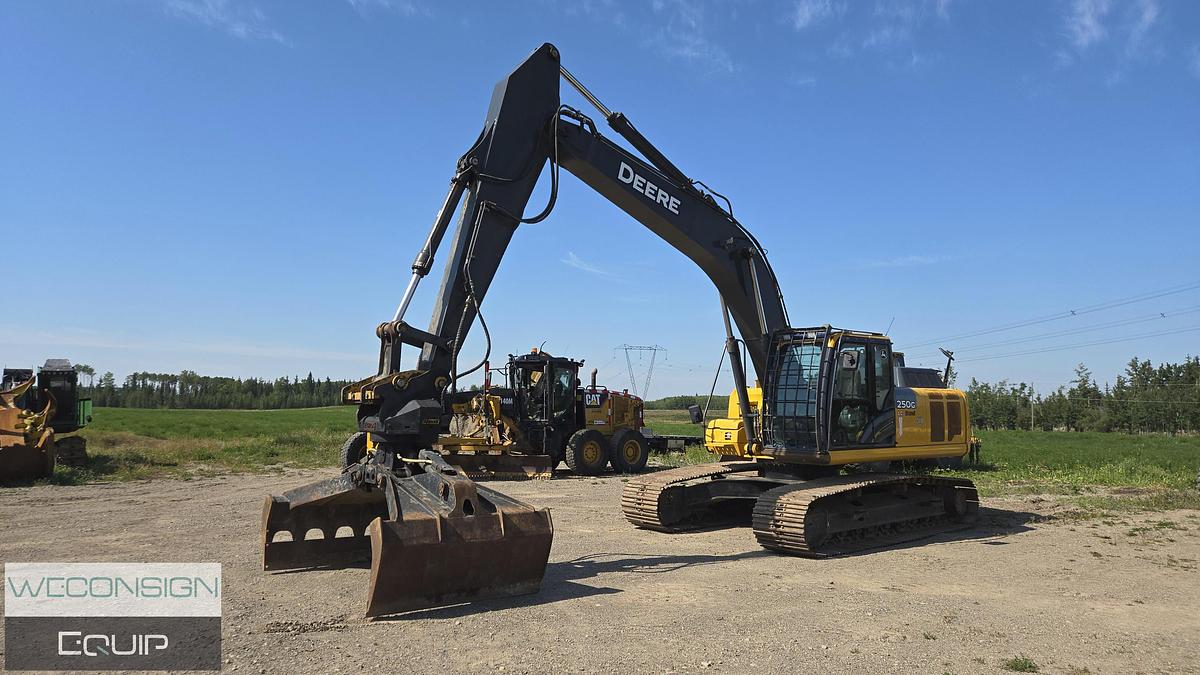 Used 2017 John Deere 250G LC Hydraulic Excavator
