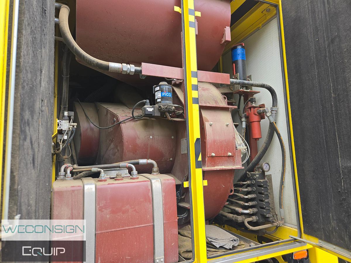 Used 2017 Kenworth T800 Tandem Axle Air Vac