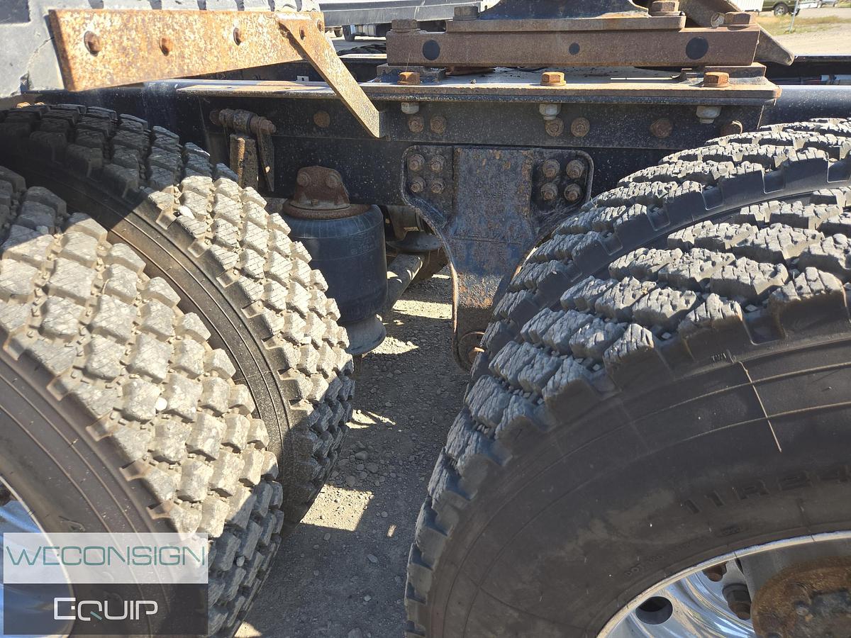 Used 2020 Kenworth T800 Daycab Logging Truck