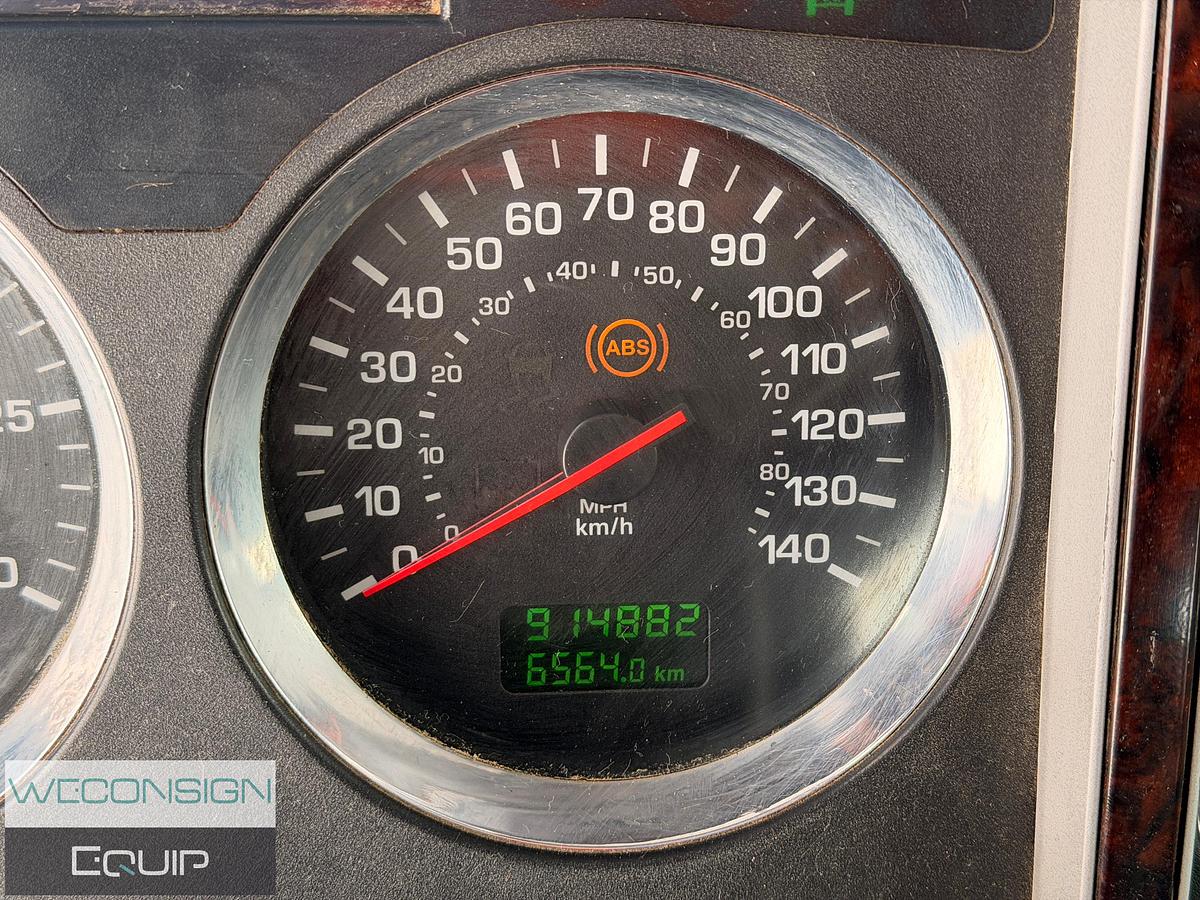 Used 2015 Kenworth T800 Tri Drive Winch Truck