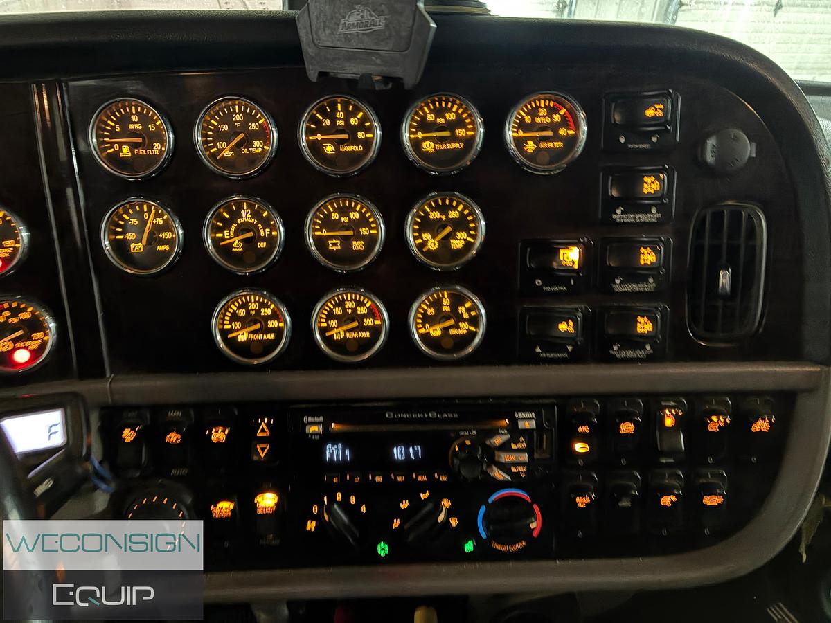 Used 2020 Peterbilt  389