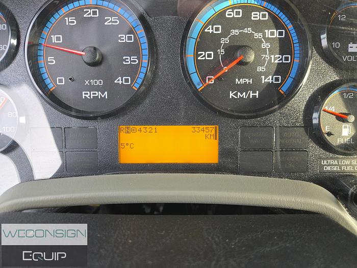 Used 2016 International 7400SBA Sander/ Dump Truck