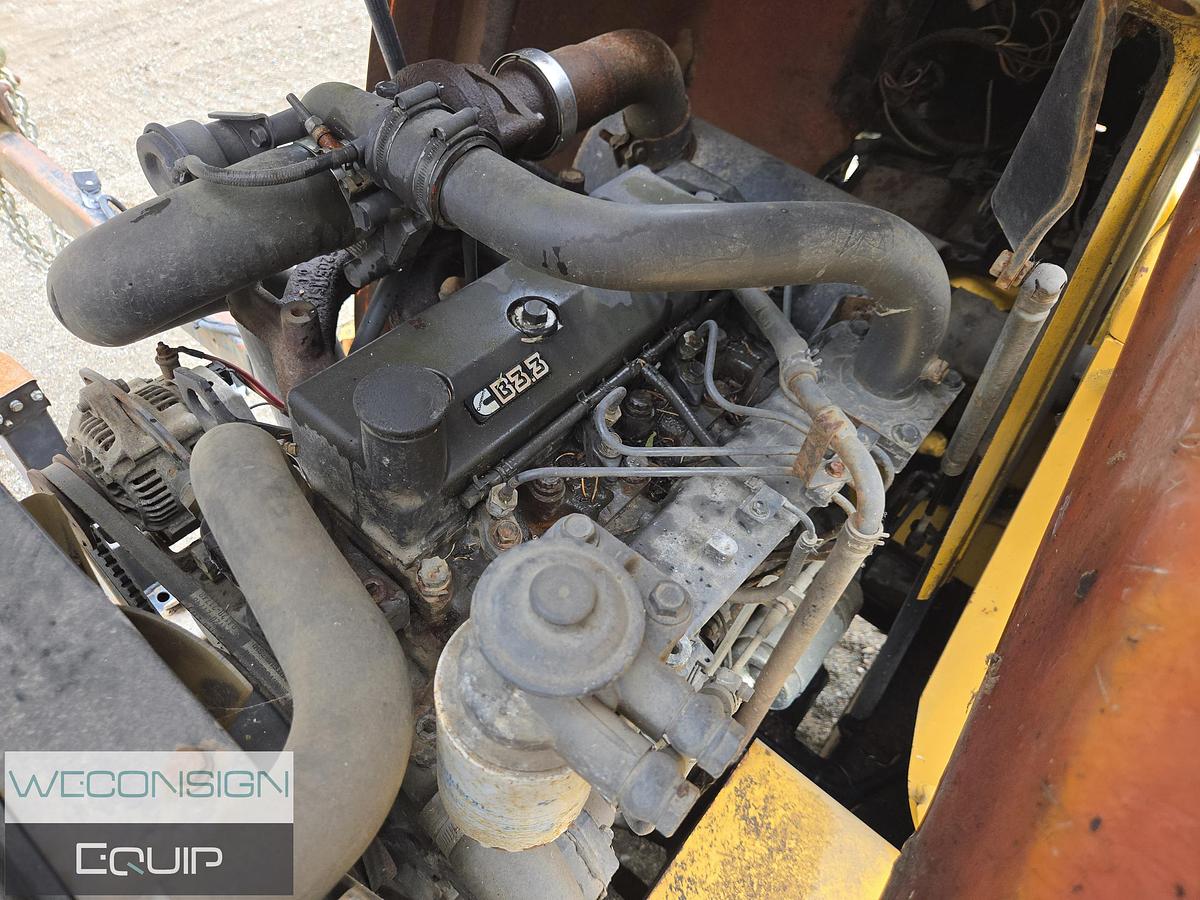 Used 2001 Vermeer BC1000 Wood Chipper