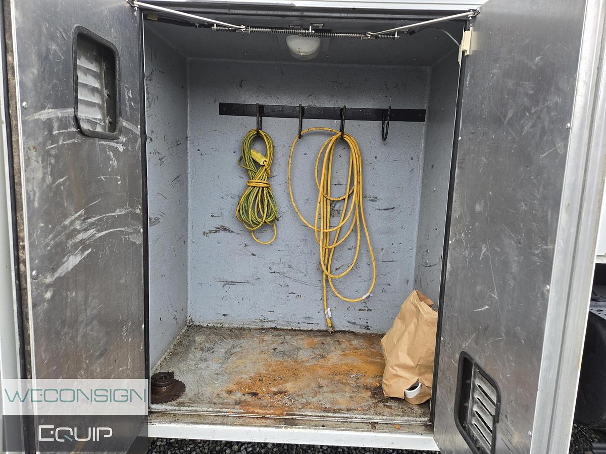 Used 2009 International 4400SBA