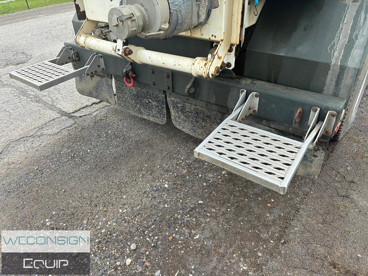 Used 2016 Kenworth T800 Tri Axle Hydrovac