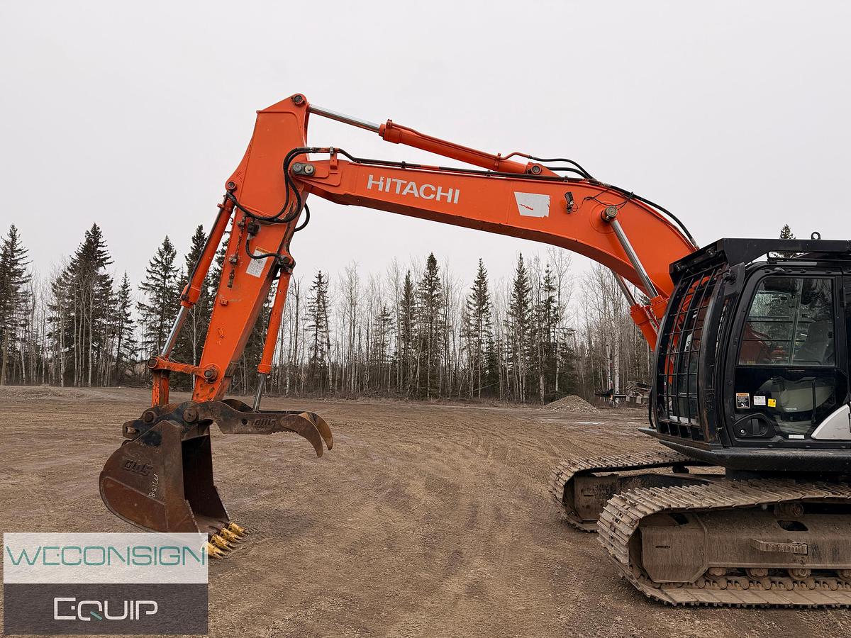 Used 2014 Hitachi ZX210LC-5N Excavator