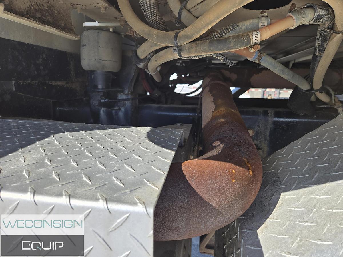 Used 2014 Peterbilt 367 Tan Tri 30 Ton Knuckle Boom Truck