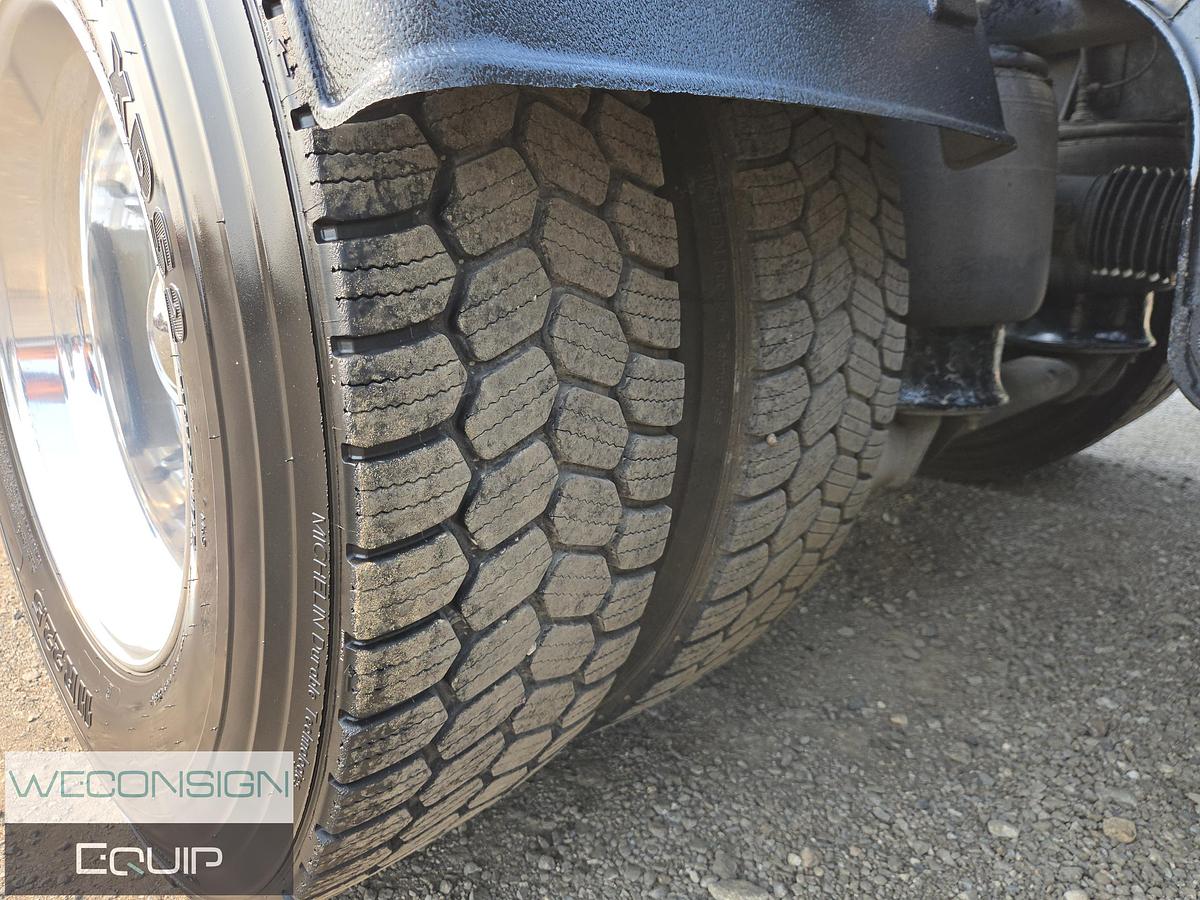 Used 2024 Kenworth W900L TA Truck Tractor