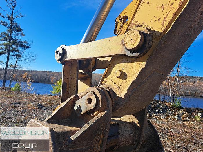 Used 1985 CAT 235