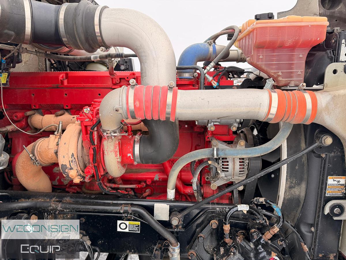 Used 2015 Kenworth T800 Tri Drive Winch Truck