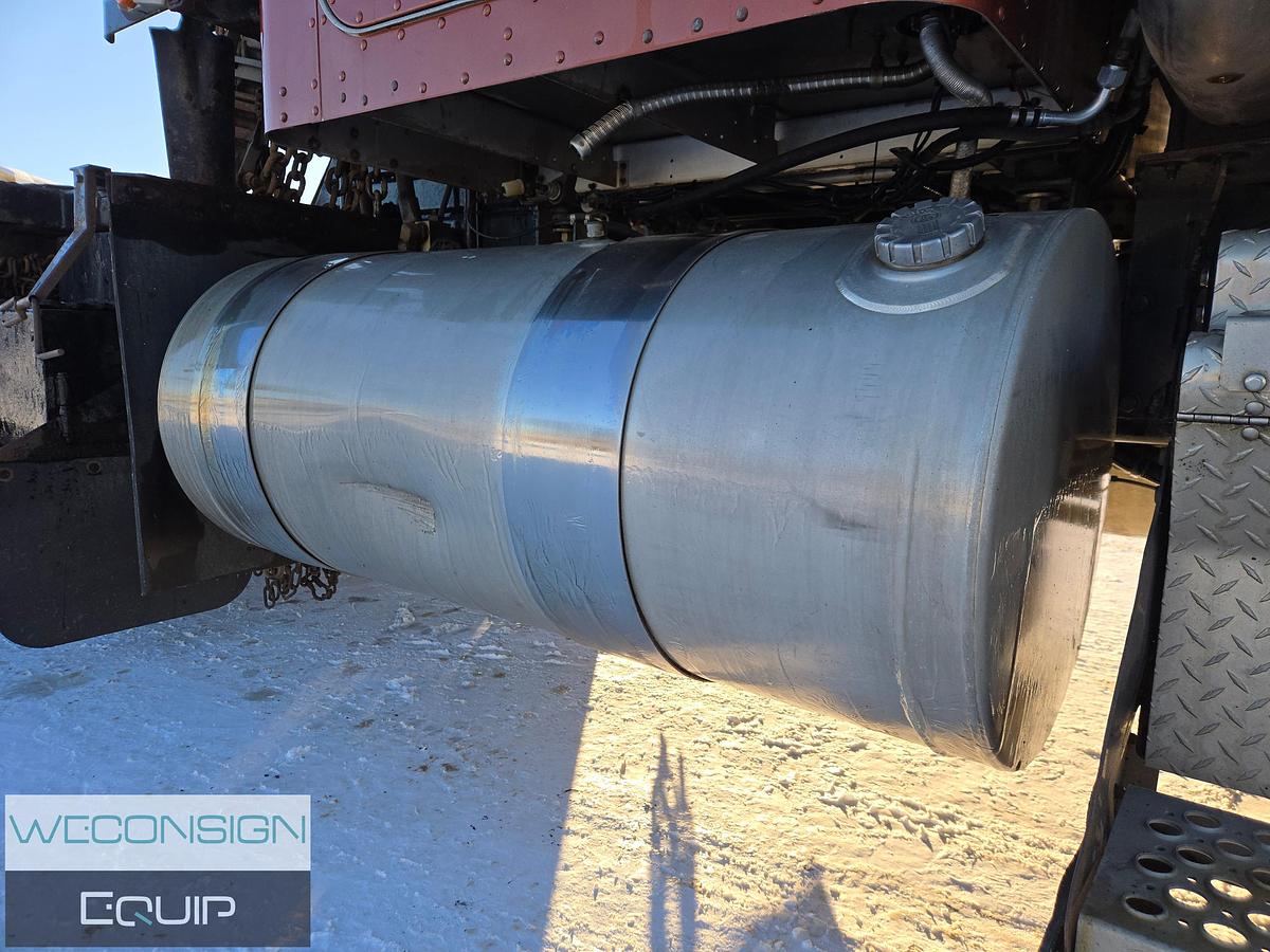 Used 2006 Kenworth C500B Winch Truck