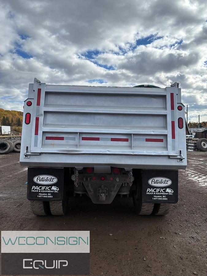 Used 2014 Peterbilt 367 Dump Truck