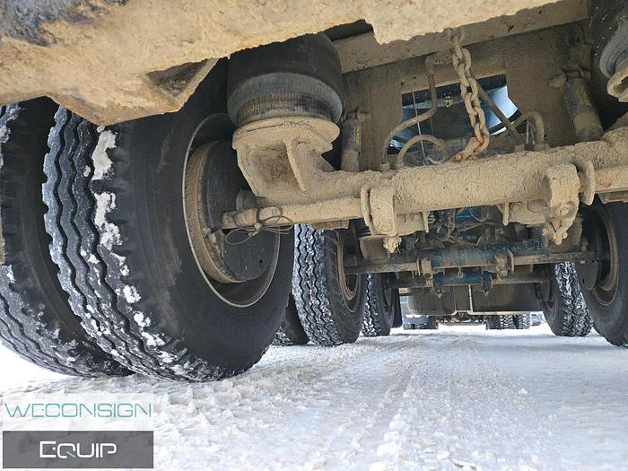 Used 2015 Western Star Tri-Drive Custom Vac Semi Vac