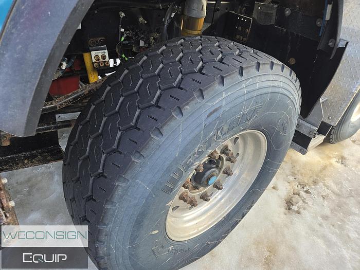 Used 2012 Kenworth Tan Tri