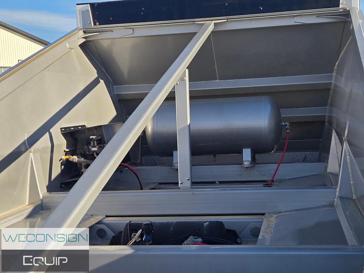 Used 2022 Midland MG43TC3000X Clam Dump Trailer