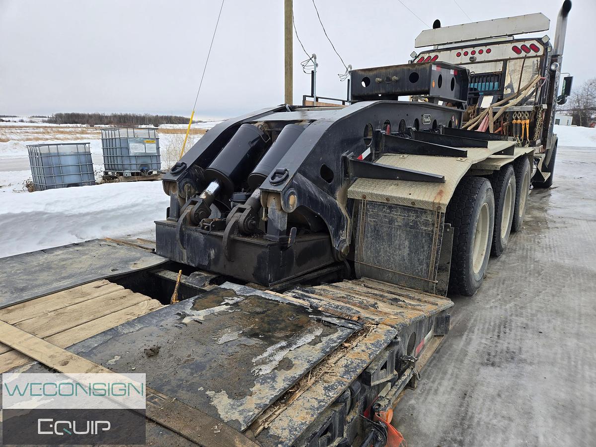 Used 2014 Pacesetter 55T 9 Axle Lowbed/Lowboy Trailer Combination