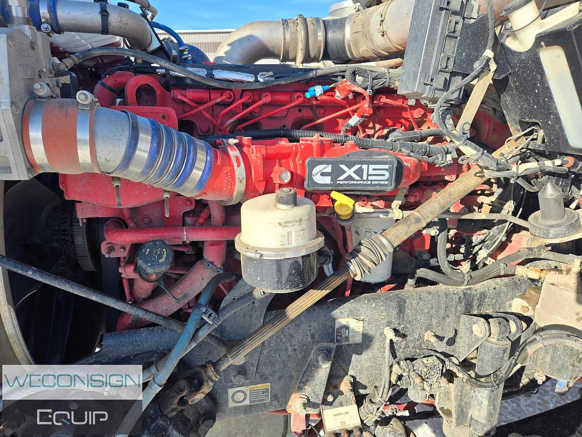 Used 2019 Kenworth T800 Winch Truck