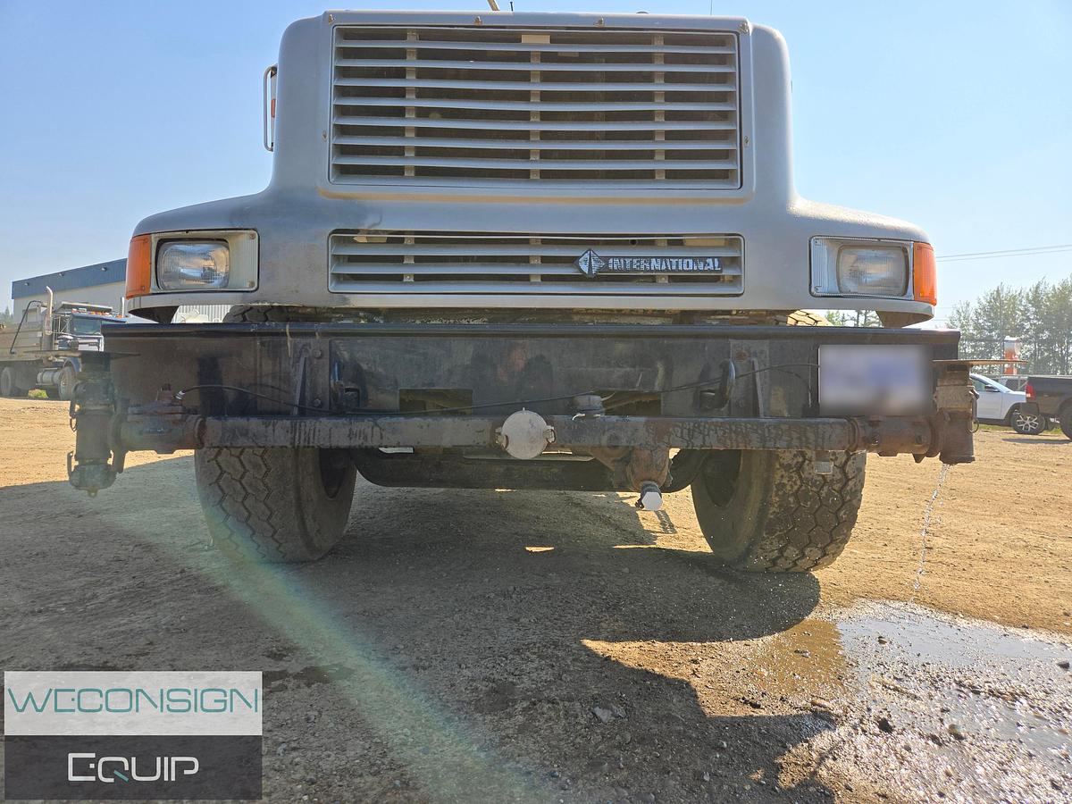 Used 1997 International 4,000 Gallon Water Truck