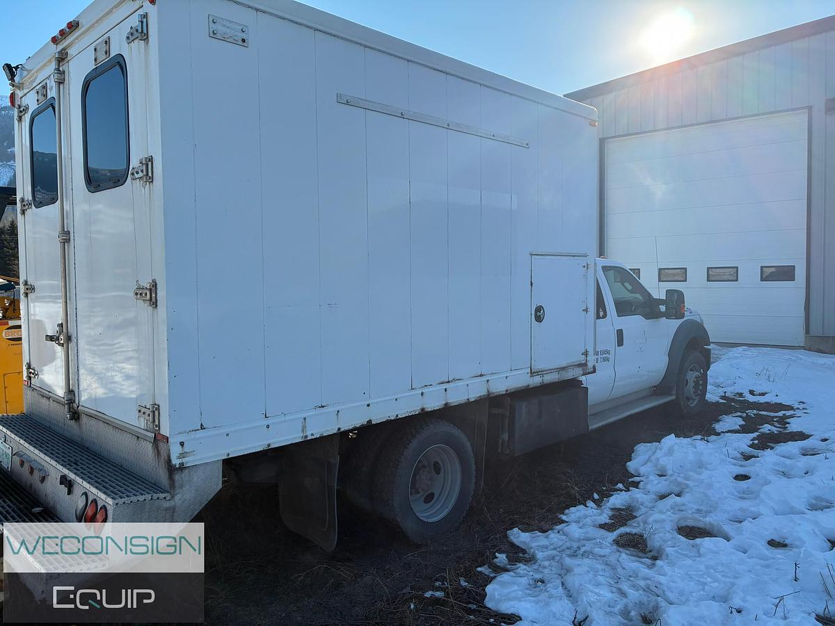Used 2015 Ford F-550 Extended Cab Lube Truck
